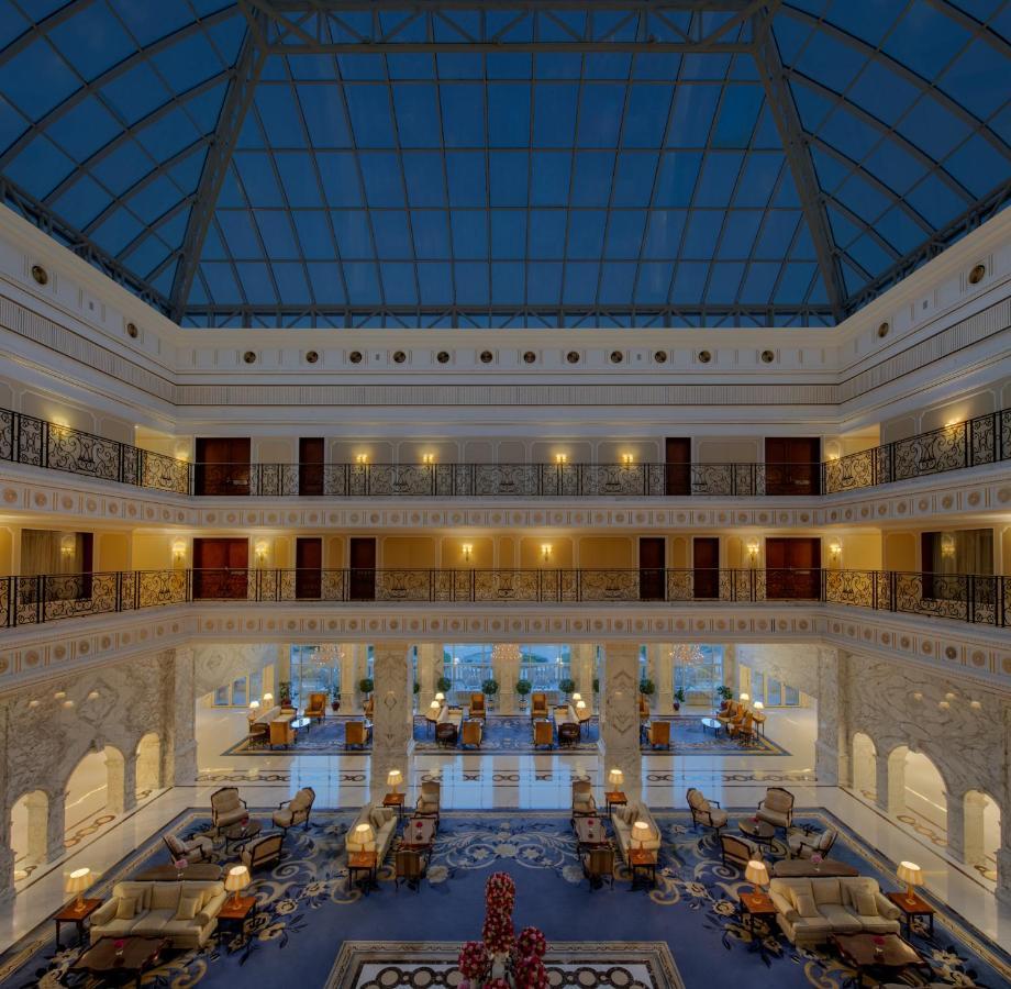 리젠시 호텔, 쿠웨이트 외부 사진 The interior of the hotel