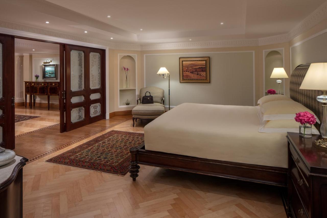 리젠시 호텔, 쿠웨이트 외부 사진 A suite at the Taj Mahal Palace